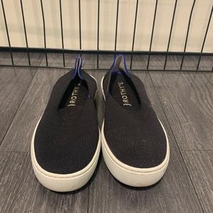 Black Rothy’s Size 6